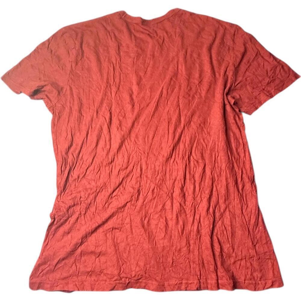 Champion Red Graphic Tee Torch Globe Crest Short Sleeve Mens Medium - Picture 3 of 4